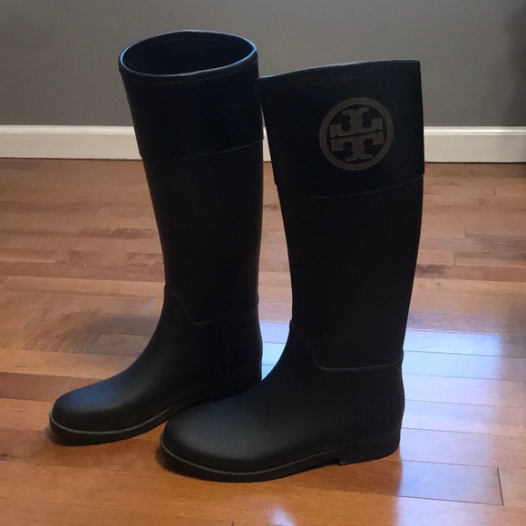 tory burch classic rain boots